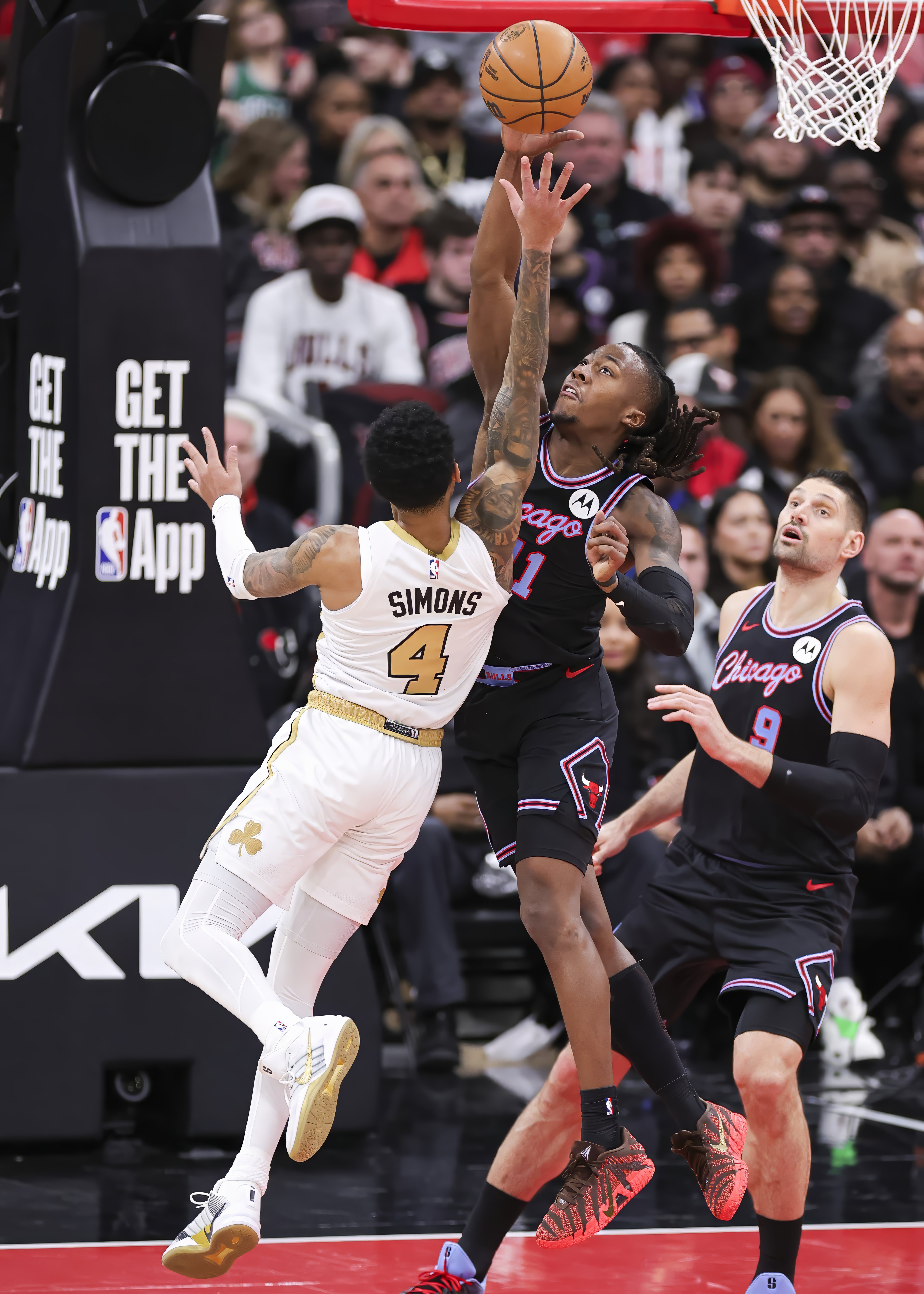 欧宝官网-关于波士顿凯尔特人完成体检备战CBA季后赛今夜本菲卡迎来里程碑，今晚上海海港备战NBA季后赛看傻球迷的信息